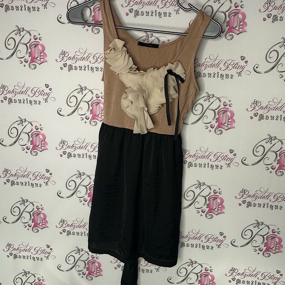 Püsch dress mini ruffle flowers tie up Chic Two-Tone Dress with Floral Detail
